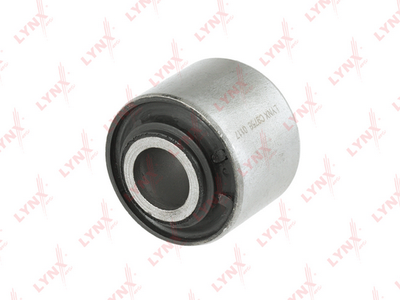Сайлентблок продольной тяги задней подвески LYNXauto C9758