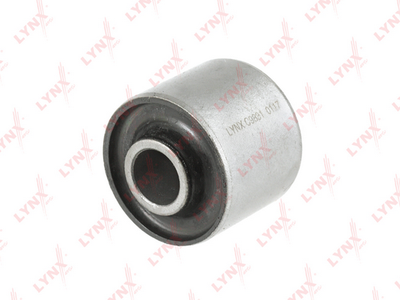 Сайлентблок передней подвески амортизатора LYNXauto C9831