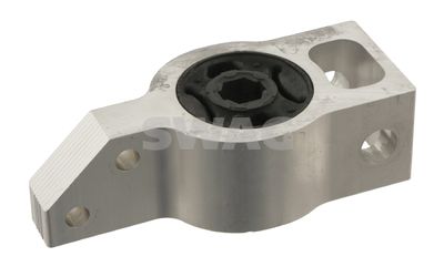 Сайлентблок рычага SWAG 30930691