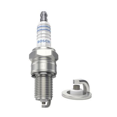 Комплект свечей зажигания BOSCH 0242235915