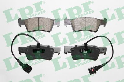 Комплект тормозных колодок LPR 05P1667