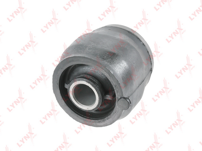 Сайлентблок LYNXauto B8218