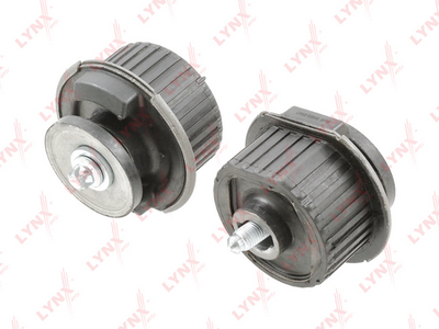 Сайлентблок рычага подвески LYNXauto C8945