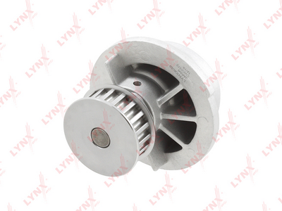 Насос водяной LYNXauto CW0372