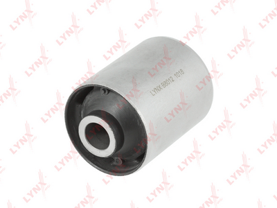 Сайлентблок нижнего рычага передней подвески LYNXauto B8012