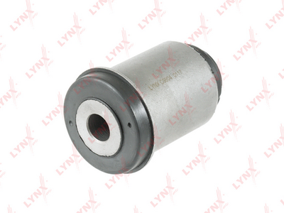 Сайлентблок рычага нижнего передней подвески LYNXauto C9804