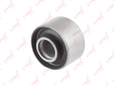 Сайлентблок продольной тяги задней подвески LYNXauto C9777